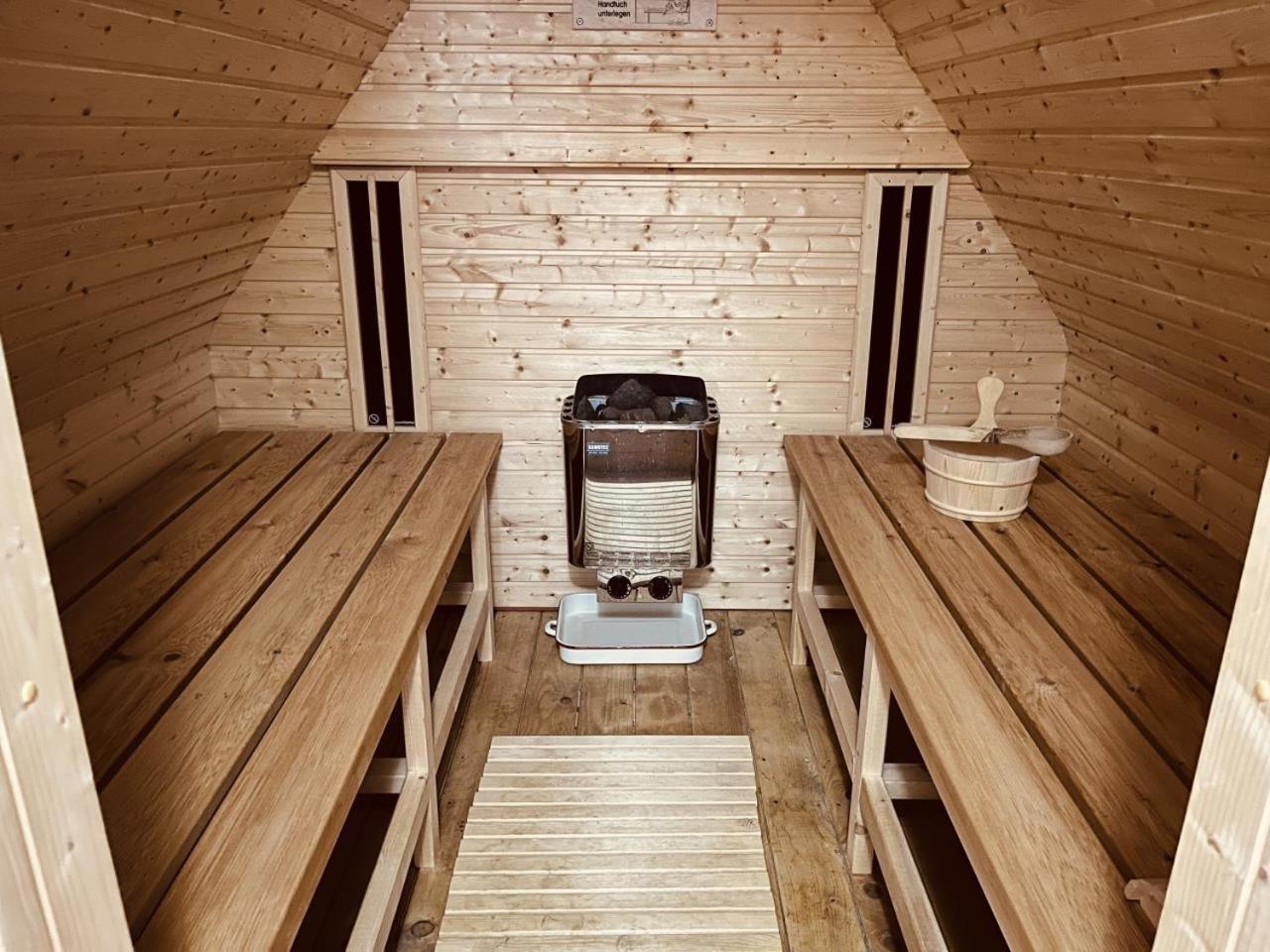 Ferienwohnung De Windroos Born Esterno foto